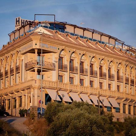 Hotel Campos De バエサ エクステリア 写真