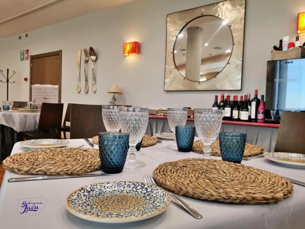 Hotel Campos De バエサ エクステリア 写真